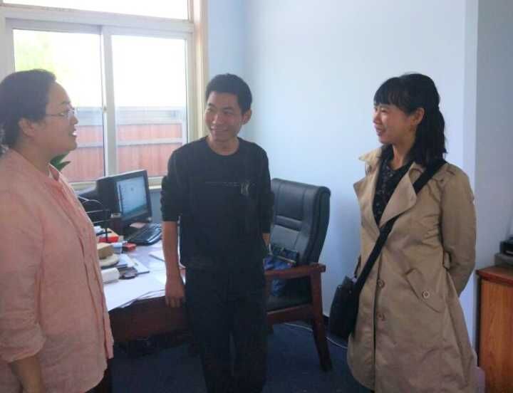 艺术设计系平面设计专业教师深入企业走访调研