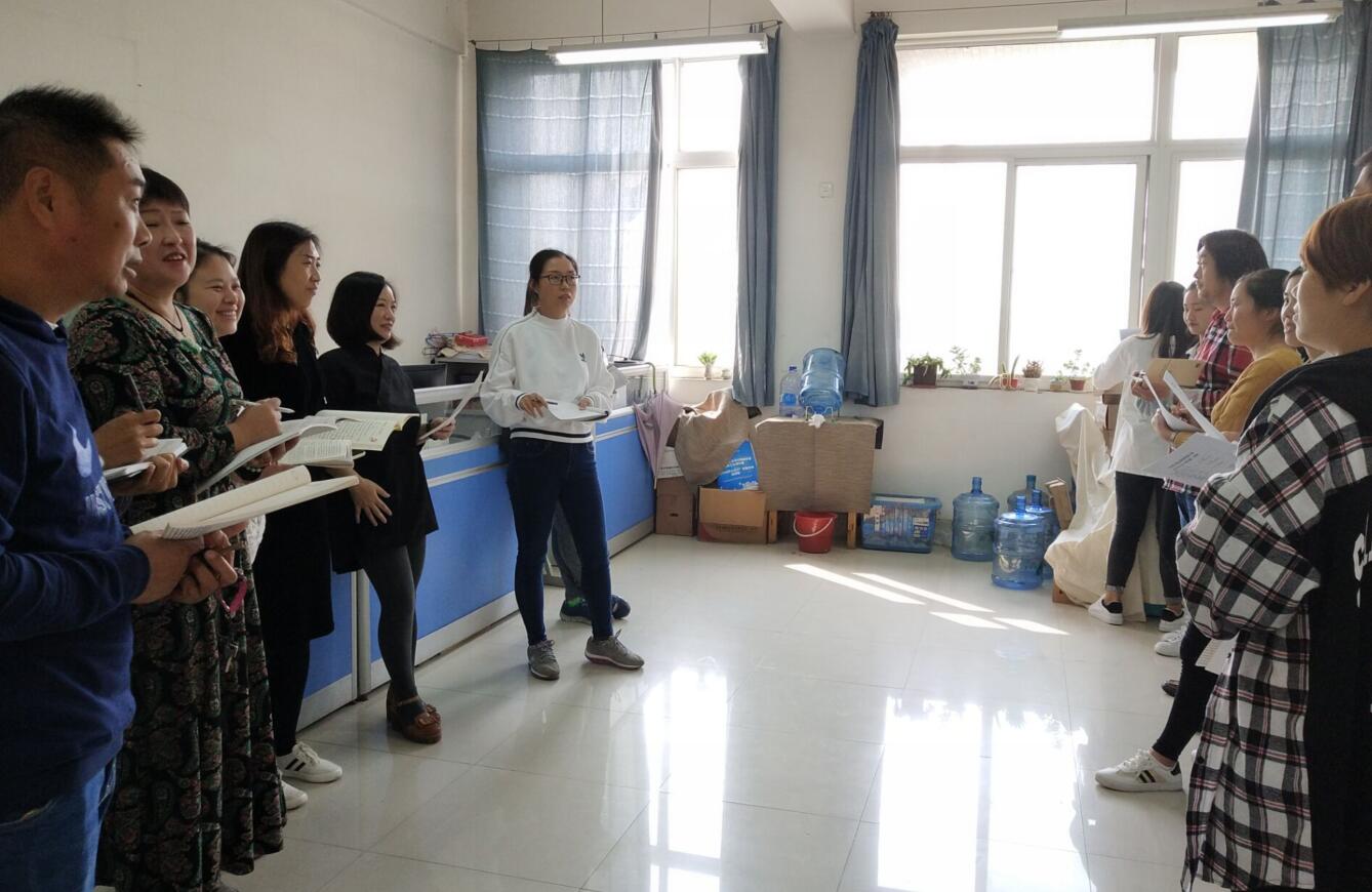 纺织服装工程系组织教师学习沙龙