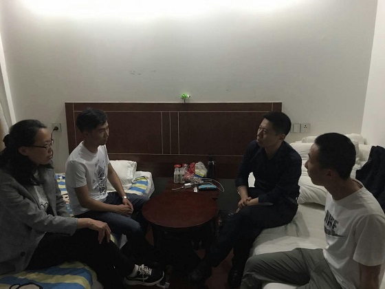 信息工程系赴宁波华为项目组走访看望通信技术专业16级现代学徒制教学班实践学习学生