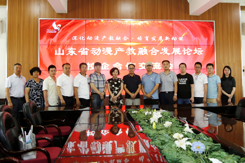 “三位一体”促高质量就业——8040威尼斯艺术设计系深化产学研融合系列活动侧记