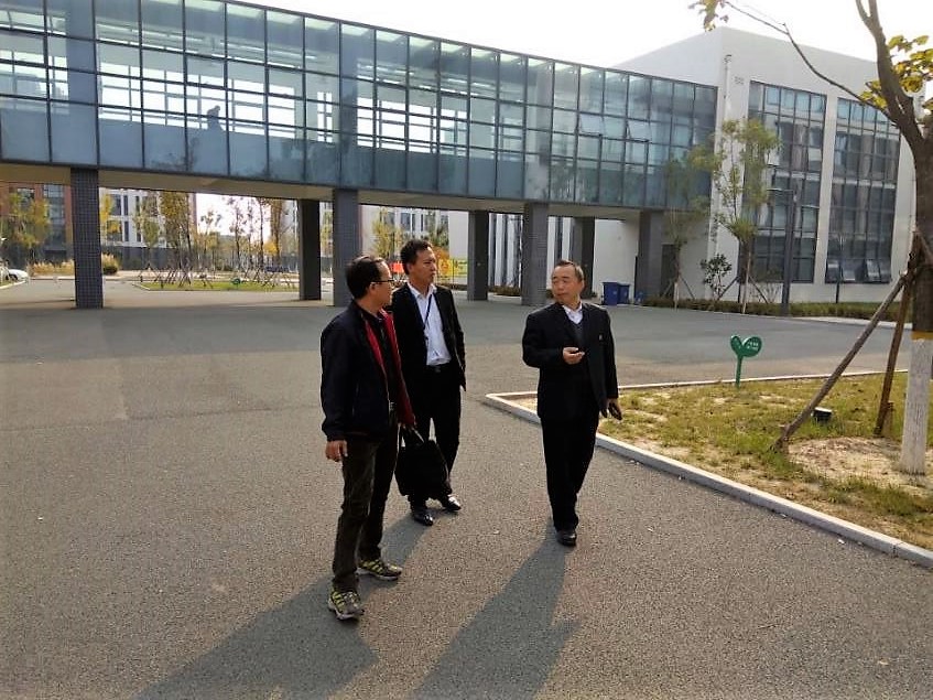 轻化工程系教师走访调研