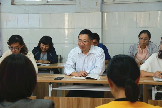 工商管理系召开9月份工作例会