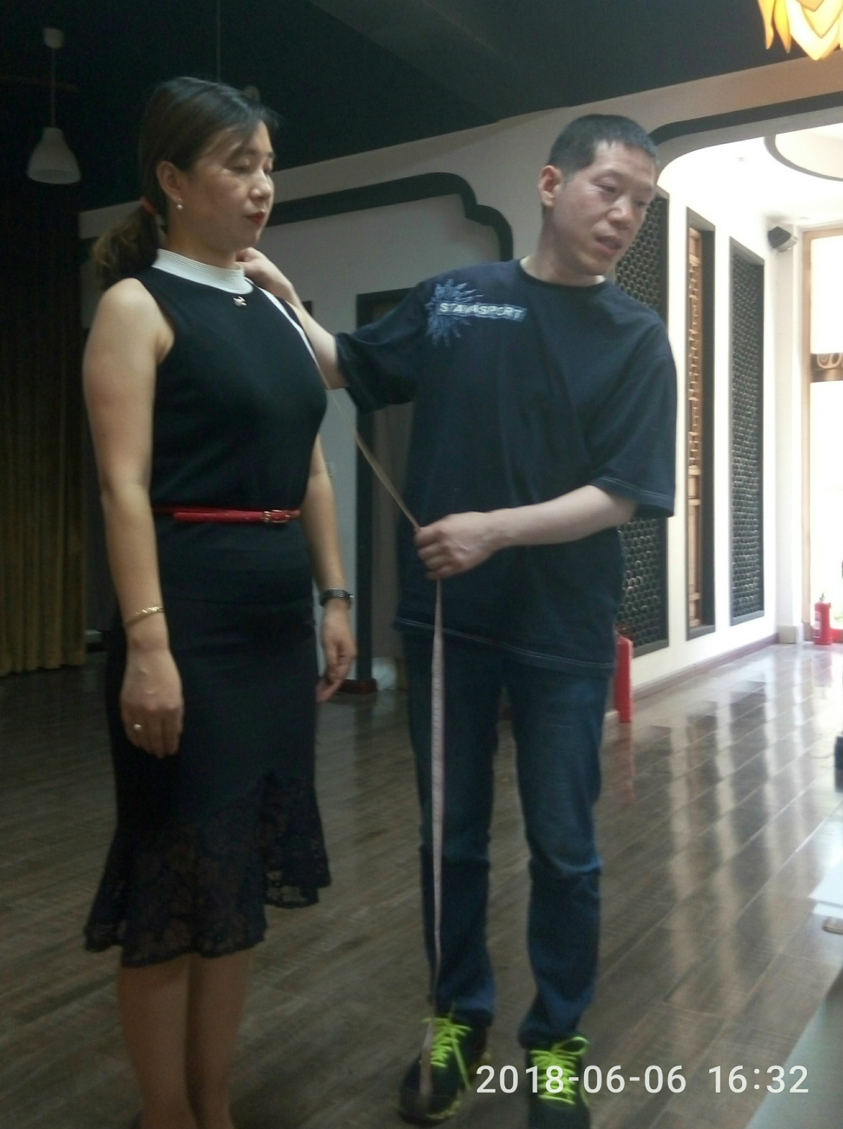 舜唐中式服饰文化研究院开展旗袍量体培训