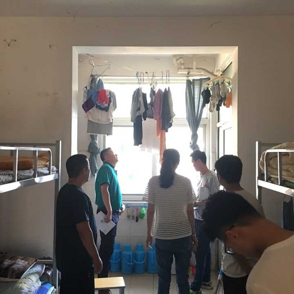 工商管理系党支部开展“安全生产月”主题党日活动