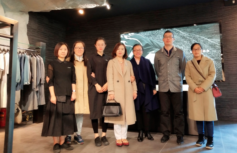 纺织服装工程系走访调研南京圣·迪奥时装有限公司济南分公司