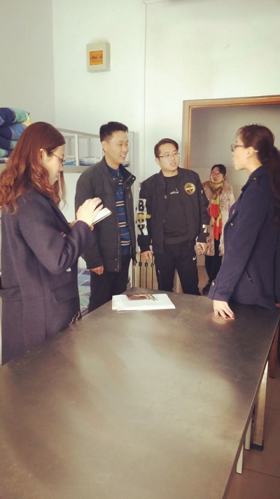 遵守规章制度，创造文明宿舍——工商管理系进行学生公寓安全大检查