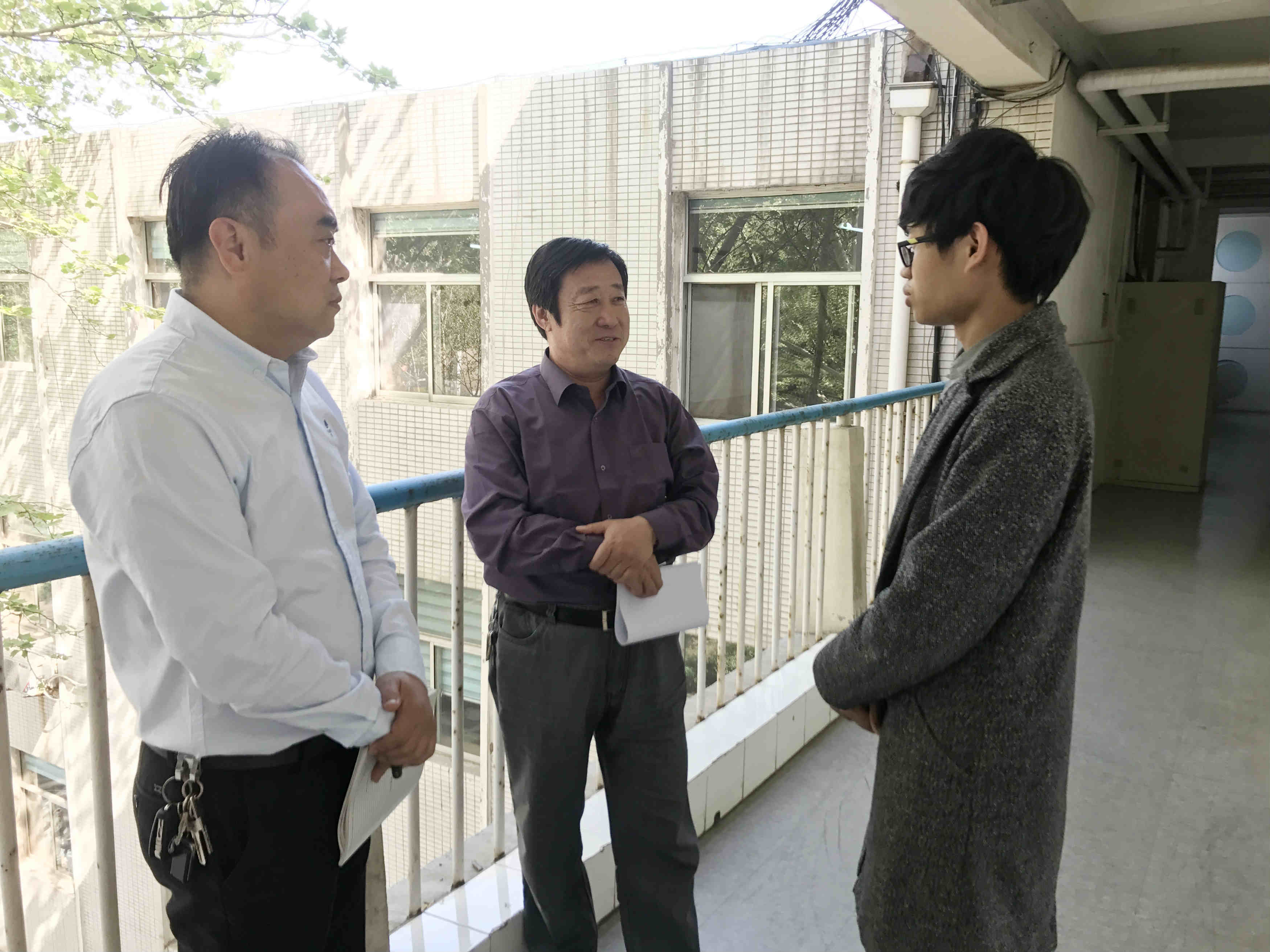 余书记指导艺术设计系动漫制作技术专业外聘教师教学工作