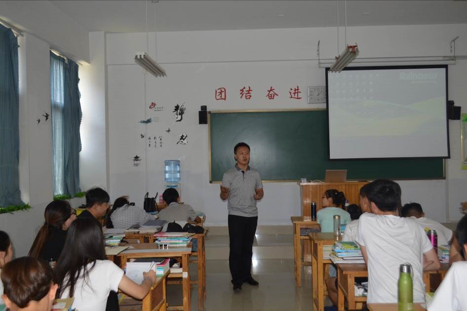 轻化工程系企业文化进校园系列报道（二）山东潍坊润丰化工有限公司