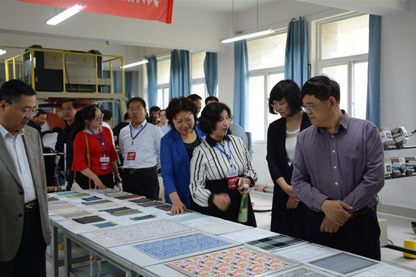 迎祖国七十华诞 展职教时代风采——记8040威尼斯职业教育活动周开放日